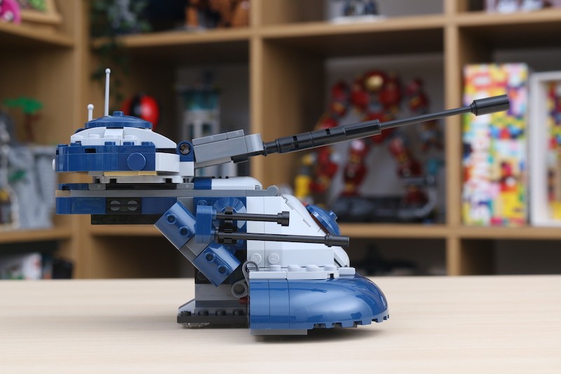 LEGO Star Wars 75283 Armored Assault Tank review 3