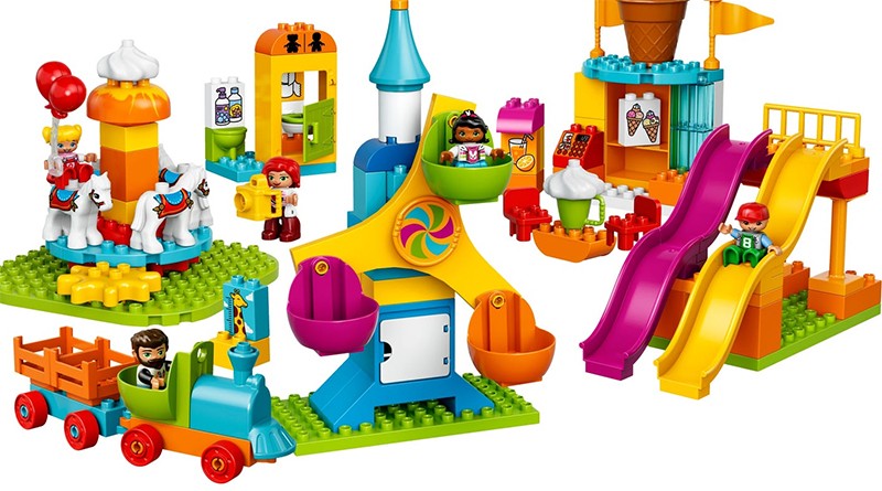 Parent finds lack of diversity in LEGO DUPLO