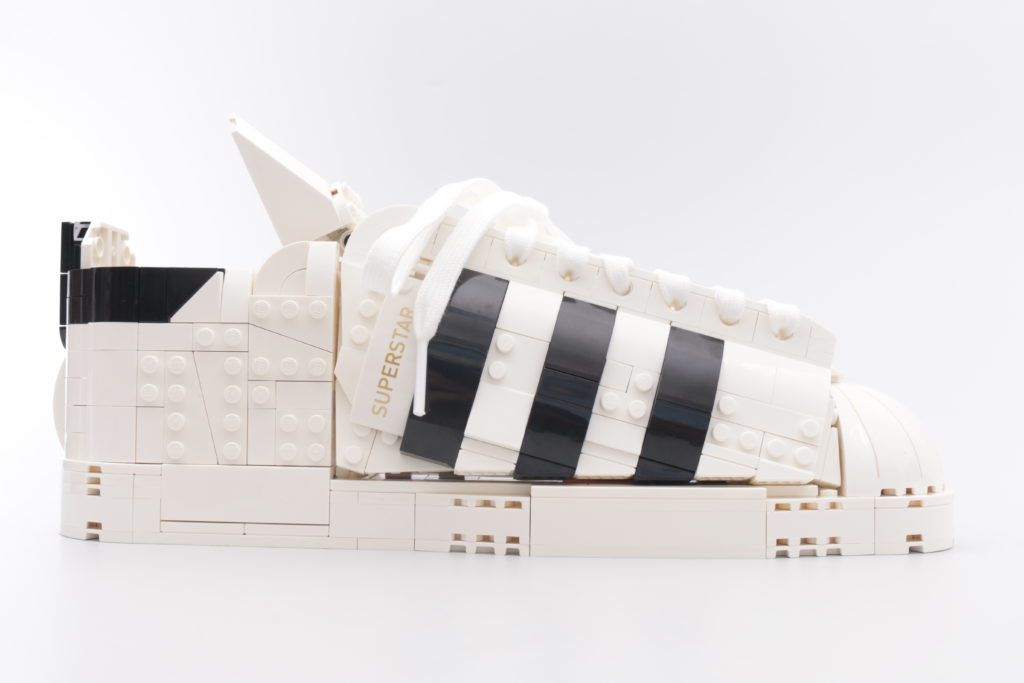 LEGO Creator Expert 18 plus 10282 Adidas Superstar review 41