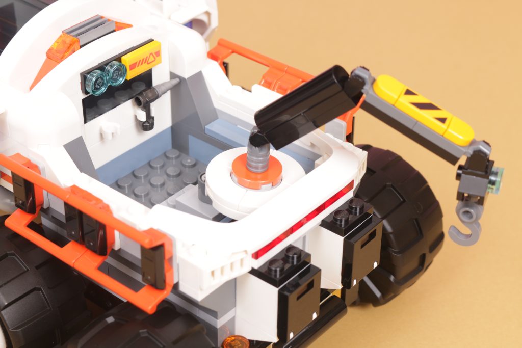 LEGO City 60432 Command Rover and Crane Loader review 29 1024x683