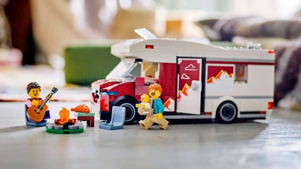 LEGO City 60454 Holiday Adventure Camper Van featured 1024x576