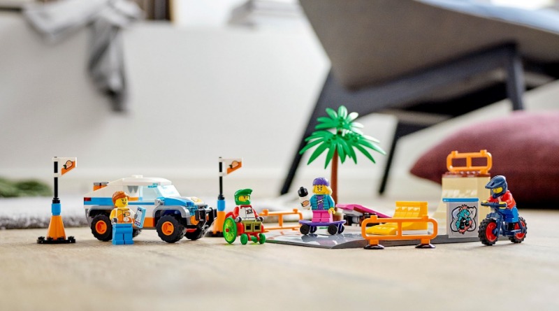 First look at LEGO CITY 60290 Skate Park