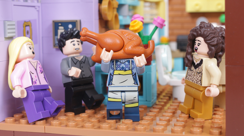 The best and worst of LEGO 10292 The Friends Apartments