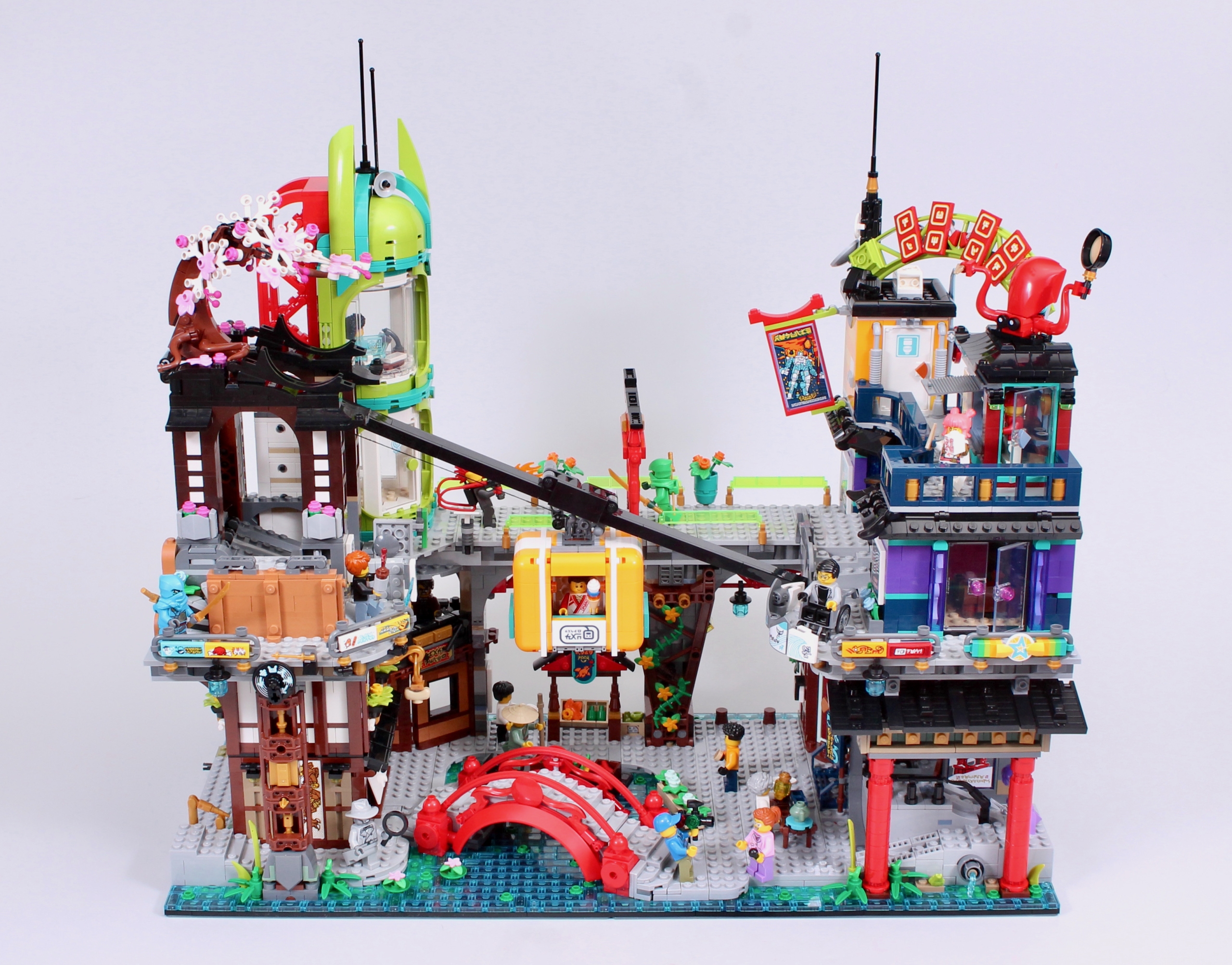 LEGO NINJAGO 71799 NINJAGO City Markets review 2 scaled