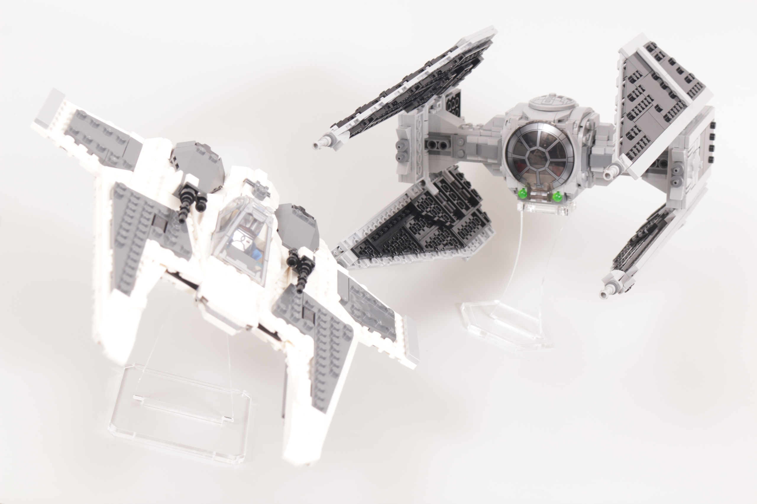 LEGO Star Wars 75348 Mandalorian Fang Fighter vs. TIE Interceptor review 7 scaled