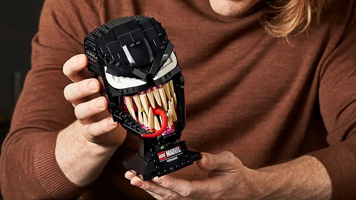 Last chance to grab rumoured LEGO Spider-Man 2024 set’s perfect companion