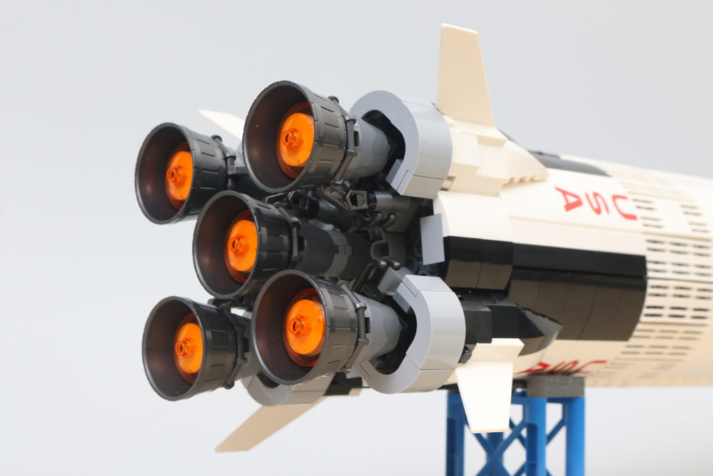 LEGO Ideas 21309 92176 NASA Apollo Saturn V review 8