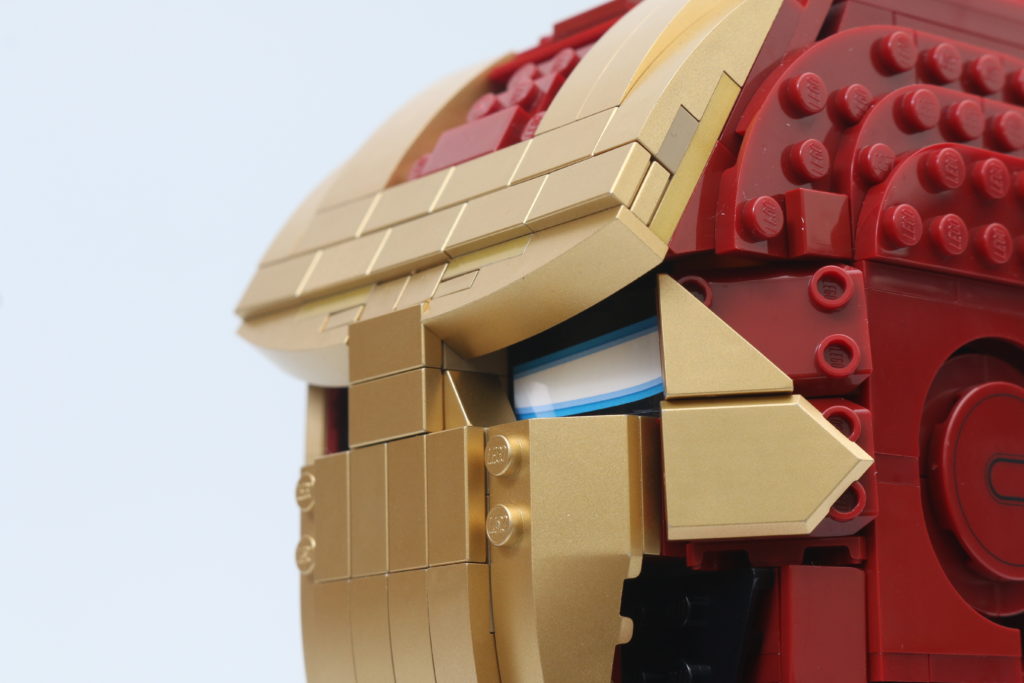 LEGO Marvel 76165 Iron Man Helmet review 8i