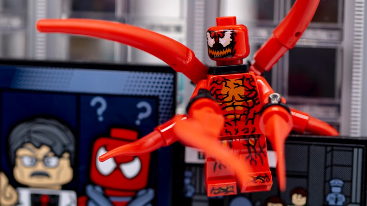 New LEGO Star Wars and Marvel keyrings coming in 2022