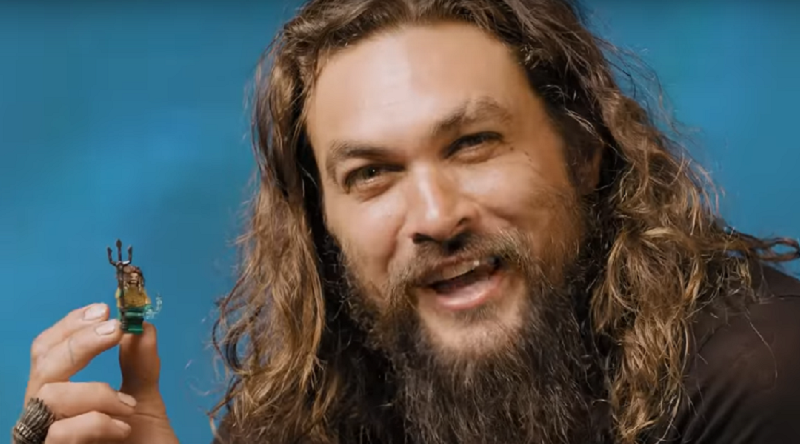 Jason Momoa promotes LEGO DC Super-Villains Aquaman DLC