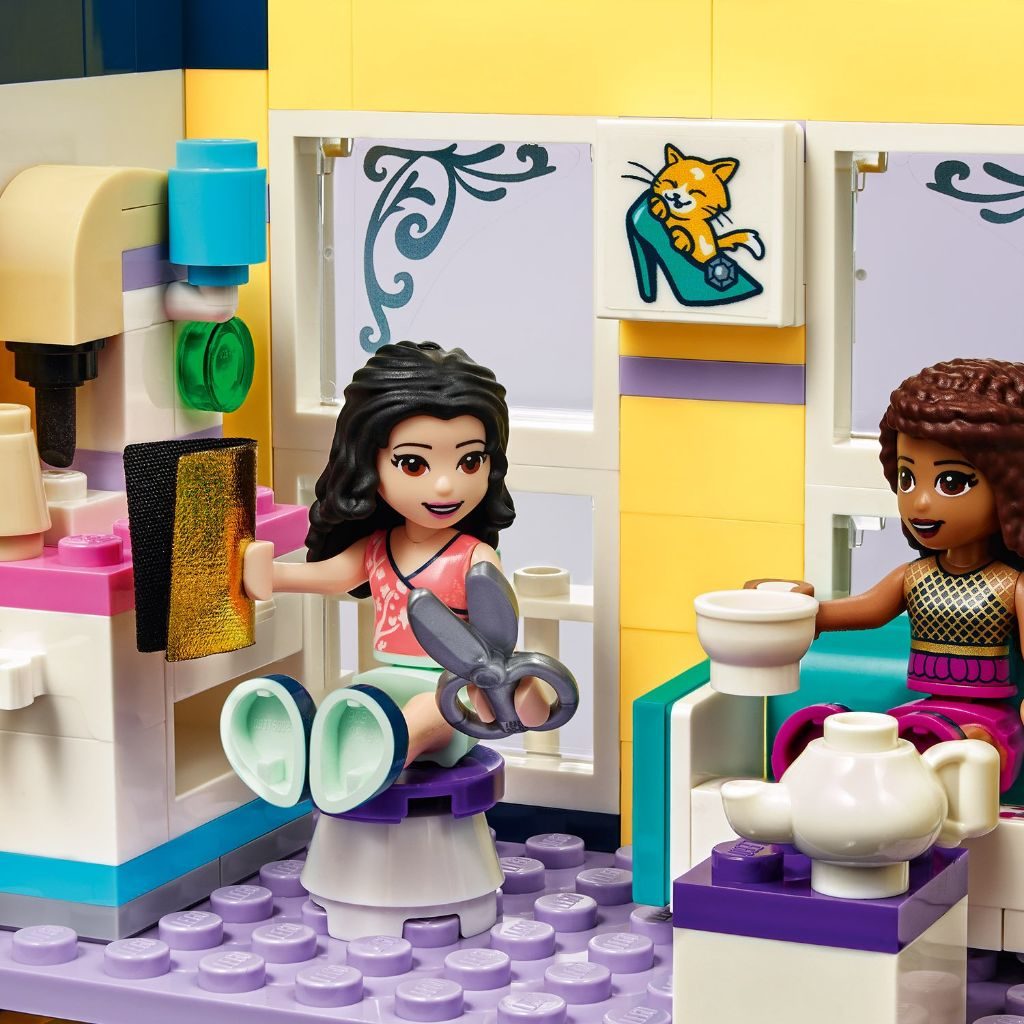 LEGO Friends 41427 Emmas Fashion Shop 12 1024x1024