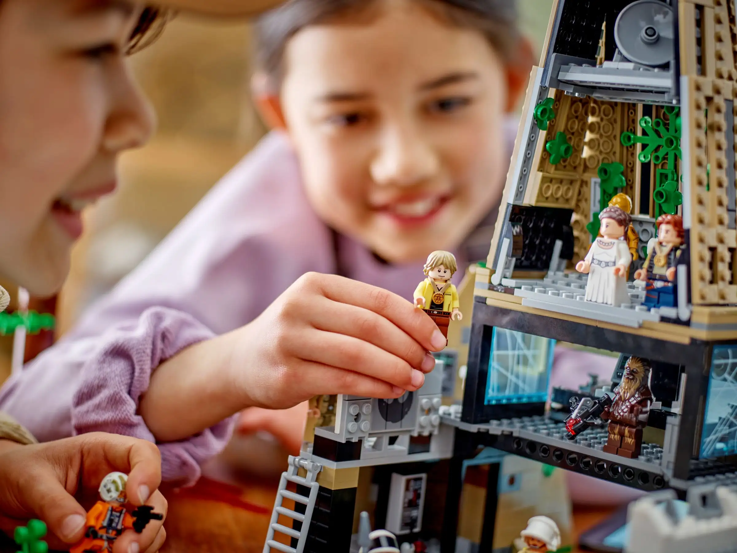 LEGO Star Wars 75365 Yavin IV Rebel Base 11