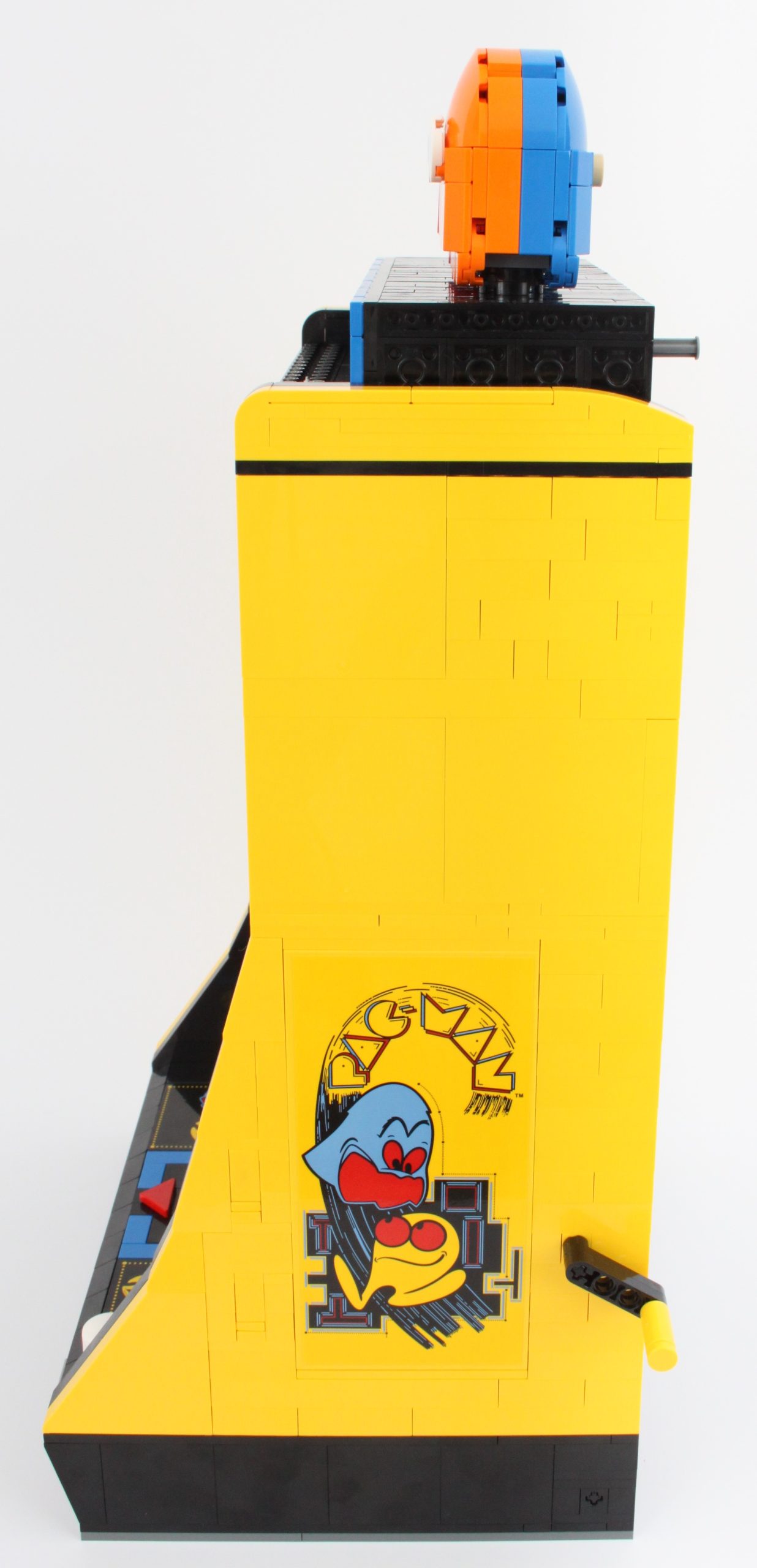 LEGO Icons 10323 PAC MAN Arcade review 24 scaled
