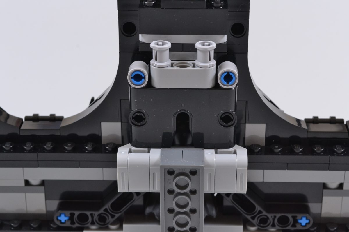 LEGO Batman 76330 Batman Logo 19 1200x800