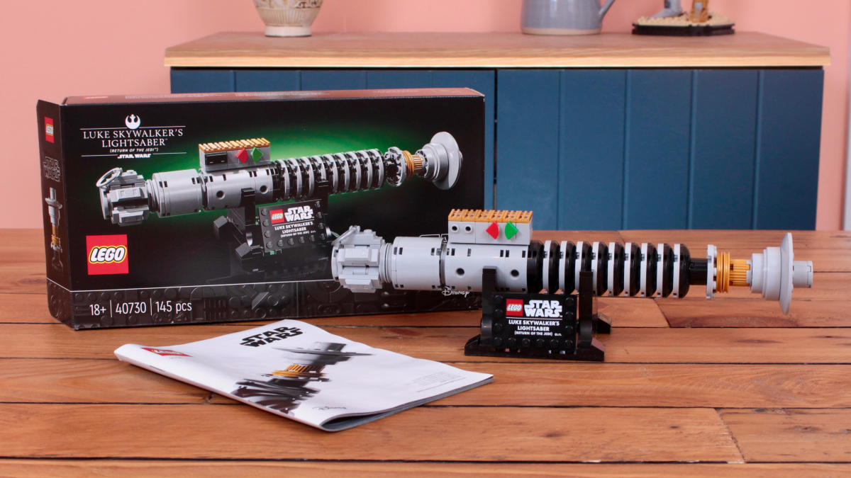 LEGO Star Wars Lightsaber GWP fetching vast sums after selling out worldwide