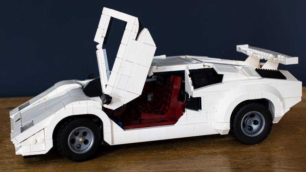 LEGO Icons 10337 Lamborghini Countach 5000 Quattrovalvole 11 1 1024x576