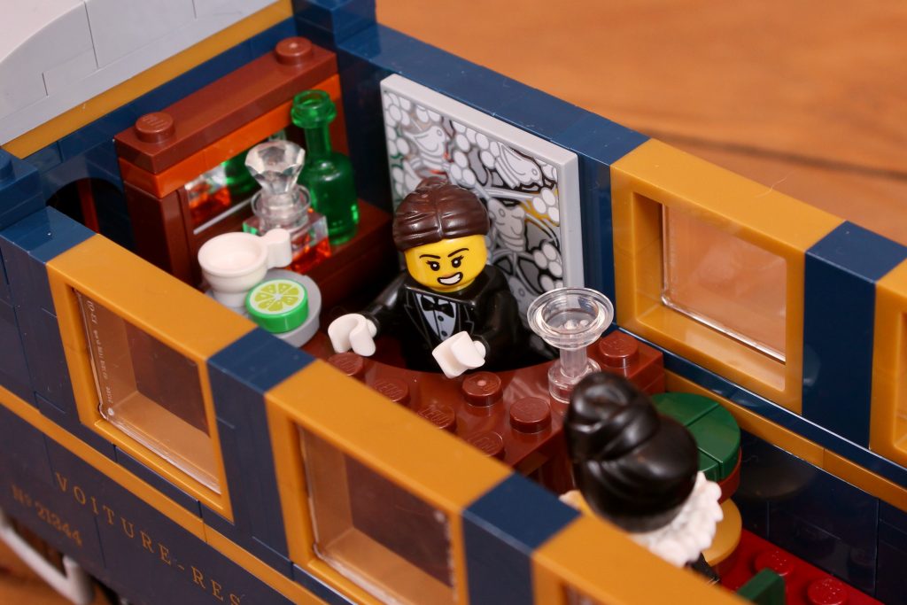 LEGO Ideas 21344 The Orient Express Train review 29 1024x683