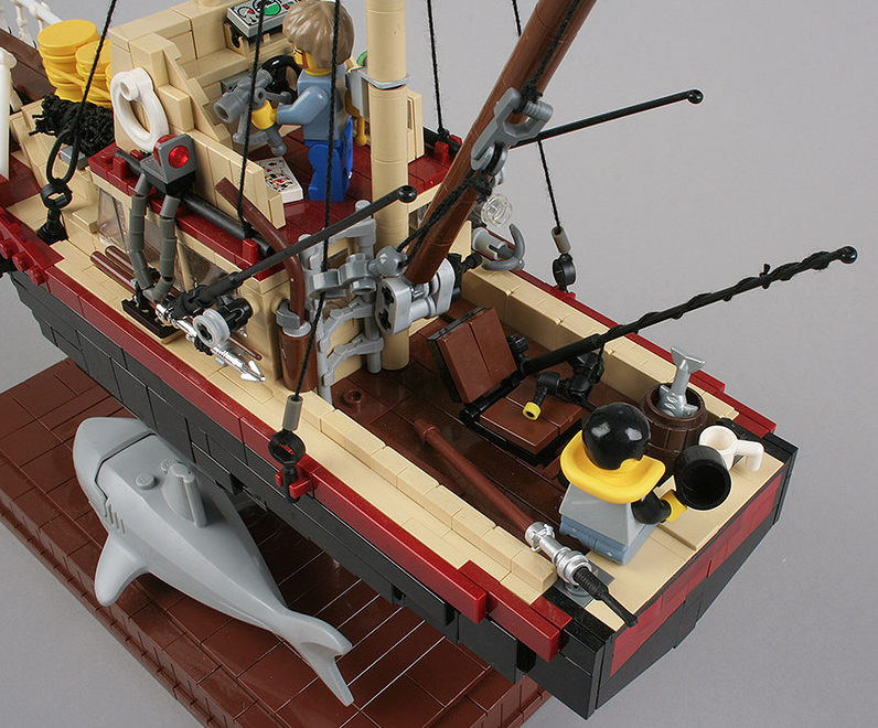 Adam Grabowski LEGO Jaws model 6