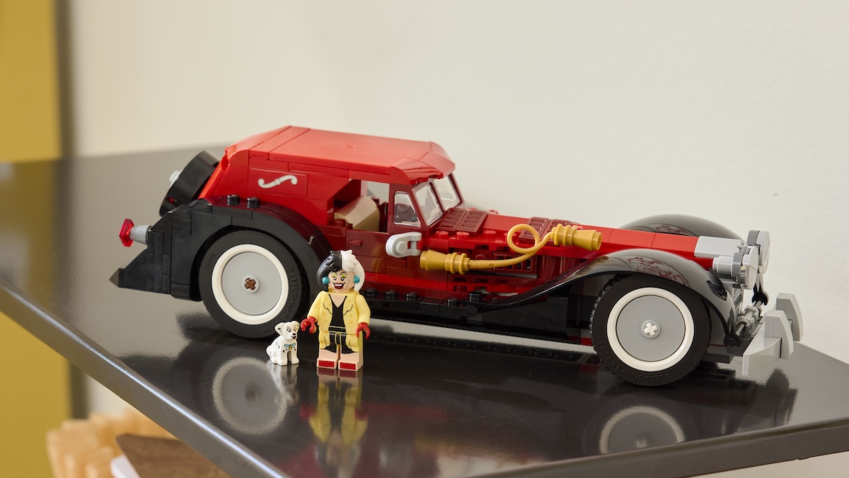LEGO Disney 43277 Cruella De Vil's Car officially revealed