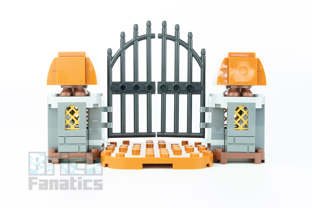 LEGO Super Mario 71377 King Boo and the Haunted Yard 33