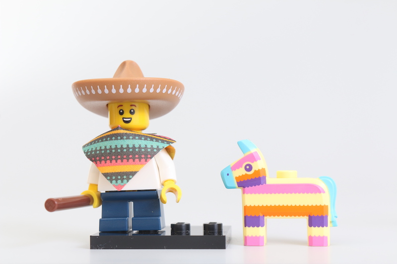 LEGO Collectible Minifigures Series 20 review 53