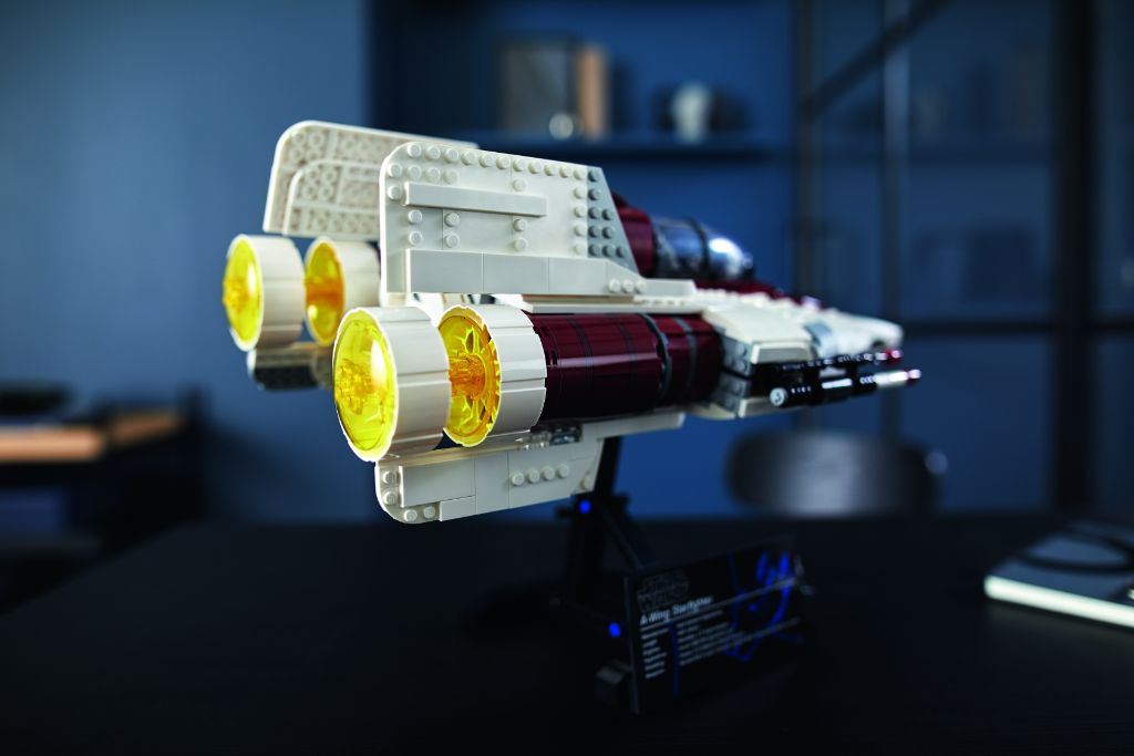 LEGO Star Wars 75275 UCS A wing 35