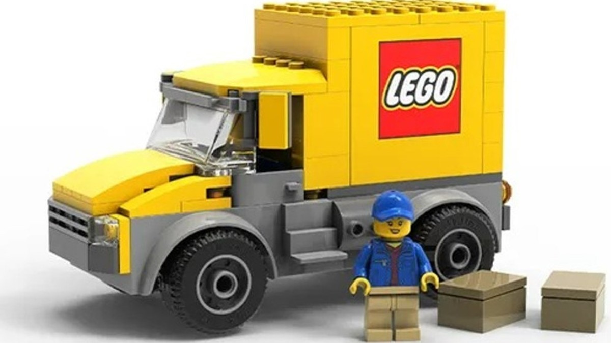 Exclusive LEGO Store Leicester Square GWP ends tomorrow