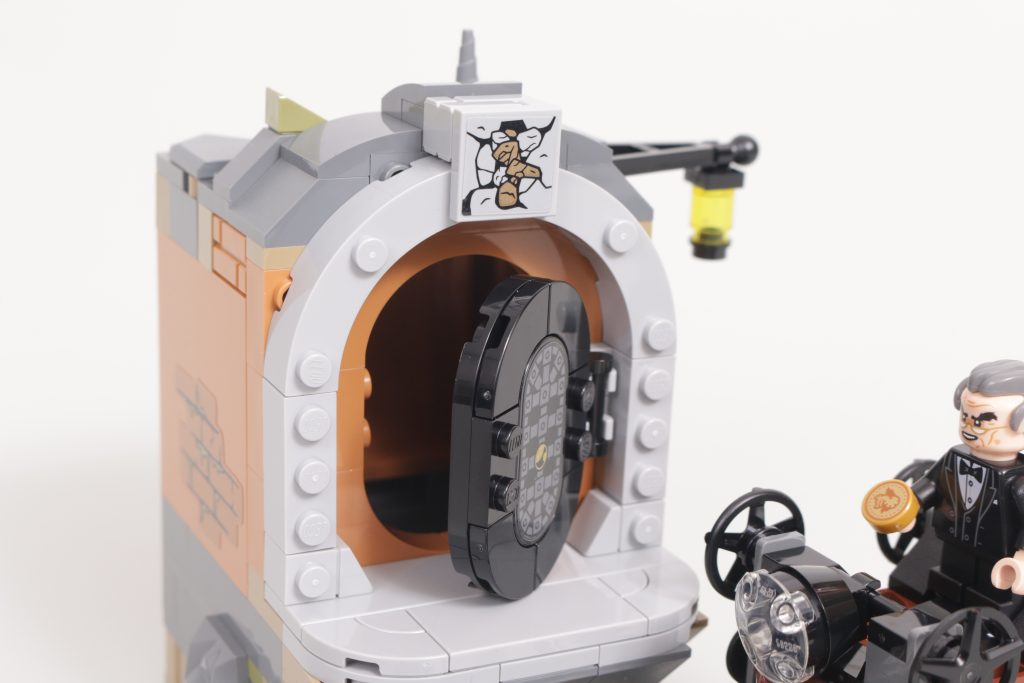 LEGO Harry Potter 40598 Gringotts Vault gift with purchase review 5 1024x683