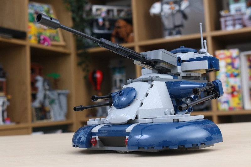LEGO Star Wars 75283 Armored Assault Tank review 4
