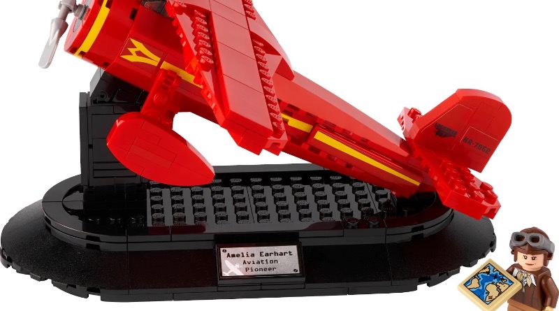 LEGO 40450 Amelia Earhart Tribute is already available in Australia
