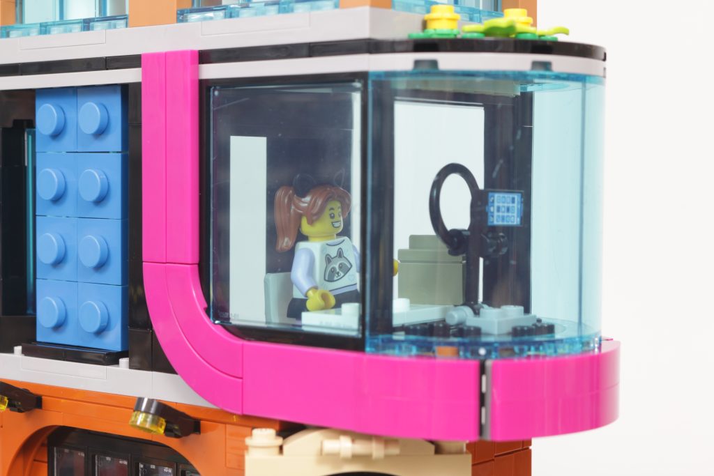 LEGO City 60380 Downtown review 16 1024x683