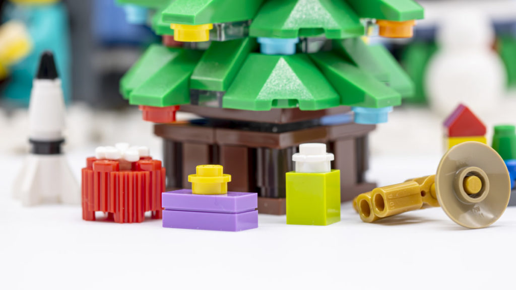 LEGO for adults 10293 Santas Visit 16 1024x576