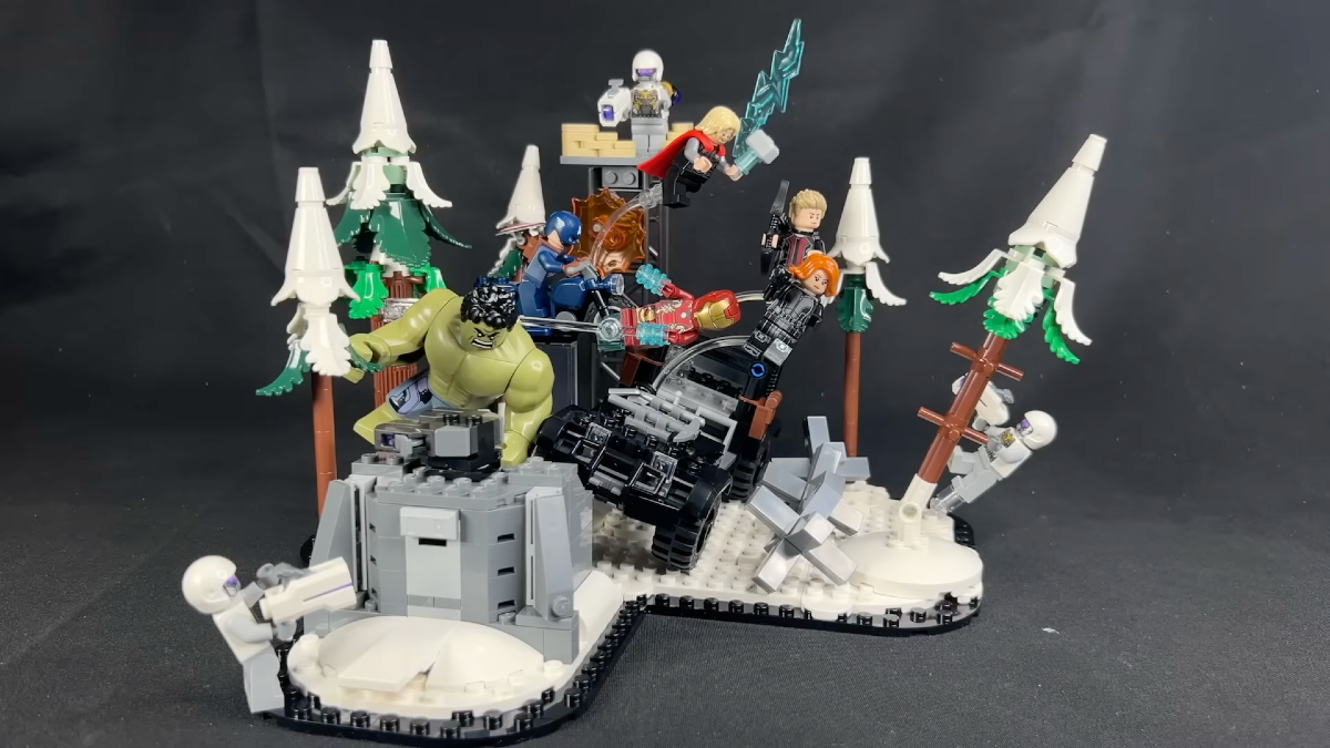 First look at LEGO Marvel 76291 The Avengers Assemble: Age of Ultron in-hand
