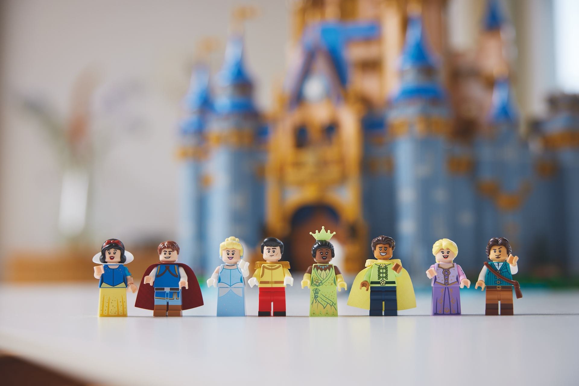 LEGO Disney 100th anniversary 43222 Disney Castle 30
