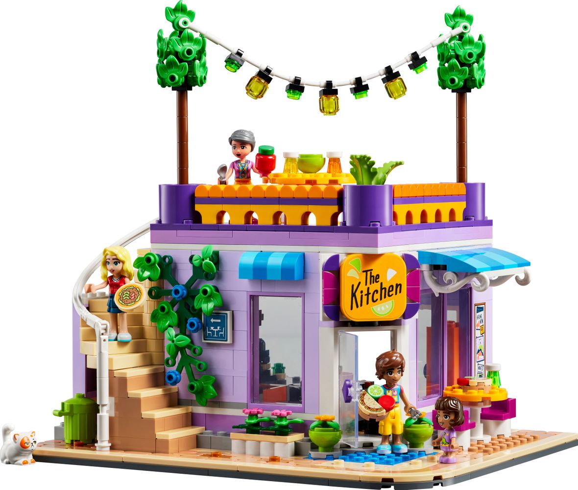 LEGO Friends 41747 Heartlake City Community Kitchen 2