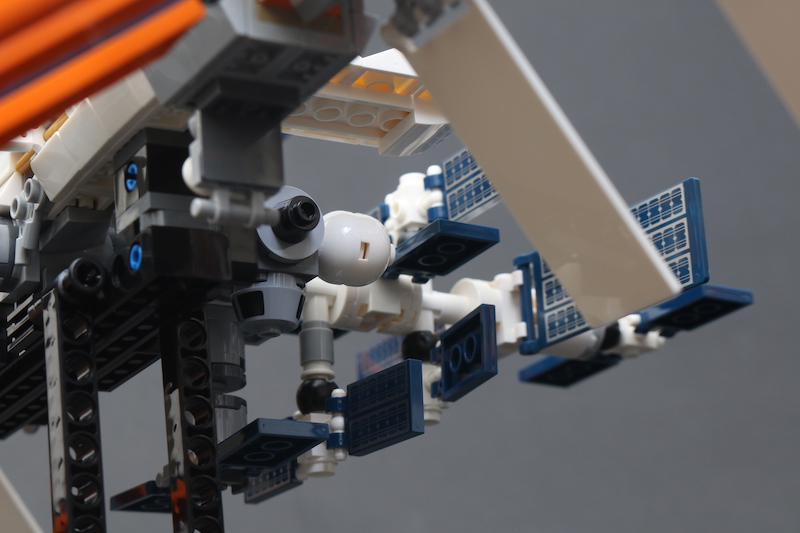 LEGO IDEAS 21321 International Space Station review 15