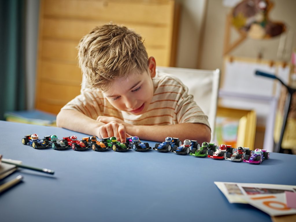 LEGO 71049 F1 Collectible Race Cars 4 1024x767