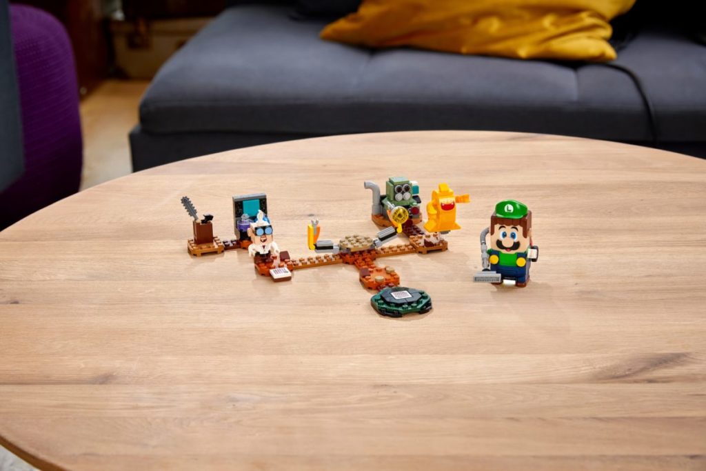 LEGO Super Mario 71397 Luigis Mansion Lab and Poltergust 3 1024x683