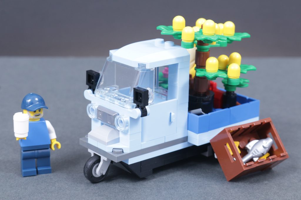 LEGO Ideas 5009422 Italian Market Van review 4 1024x683
