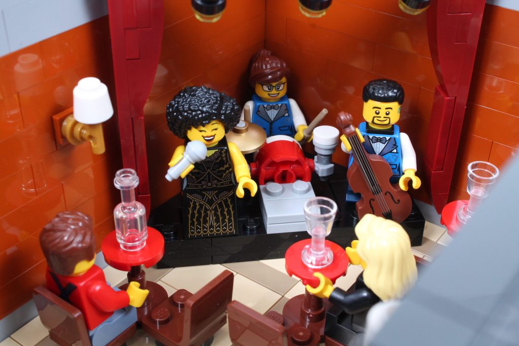 LEGO Icons 10312 Jazz Club review 29 1024x683