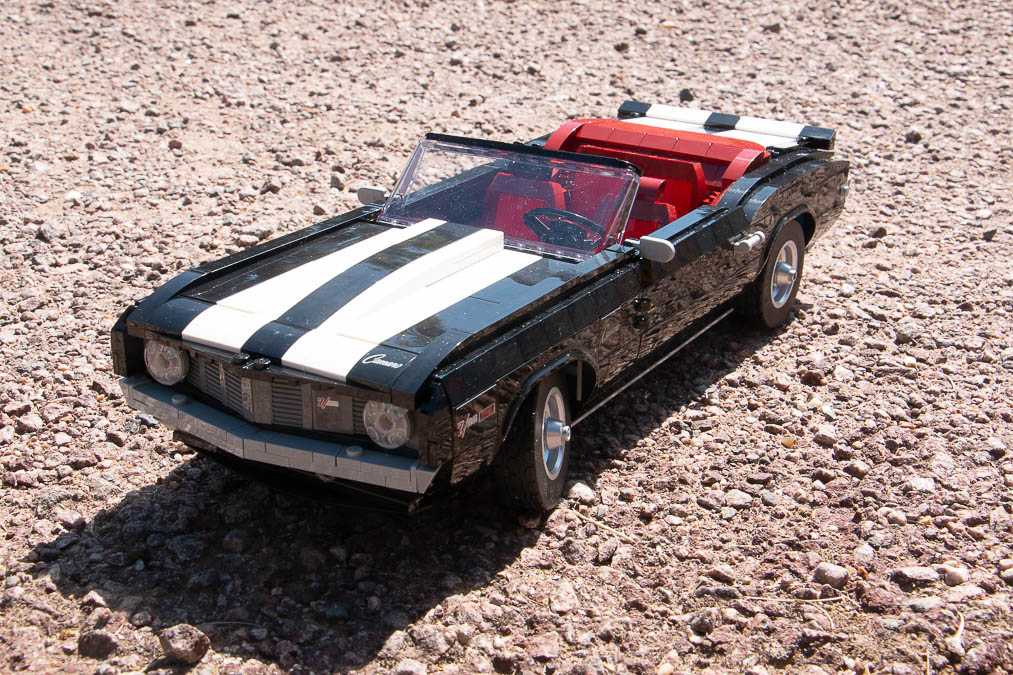 10304 ICONS Chevrolet Camaro Z 28 19