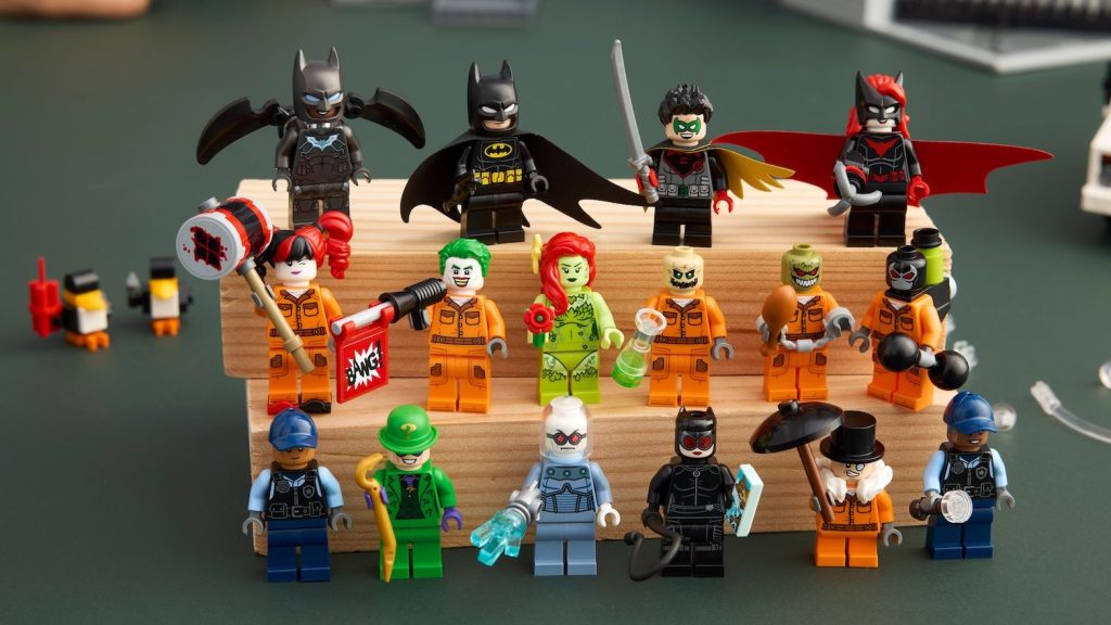 LEGO Batman 76300 Arkham Asylum 20 edited 1024x576