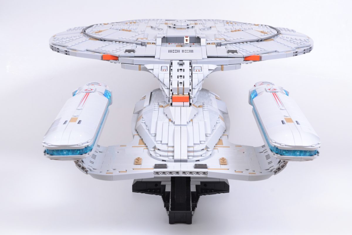 LEGO Icons 10356 USS Enterprise NCC 1701 D 8 1200x800