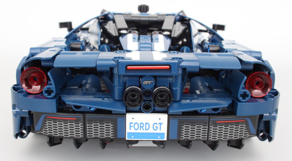LEGO Technic 42154 2022 Ford GT review 14 1024x565