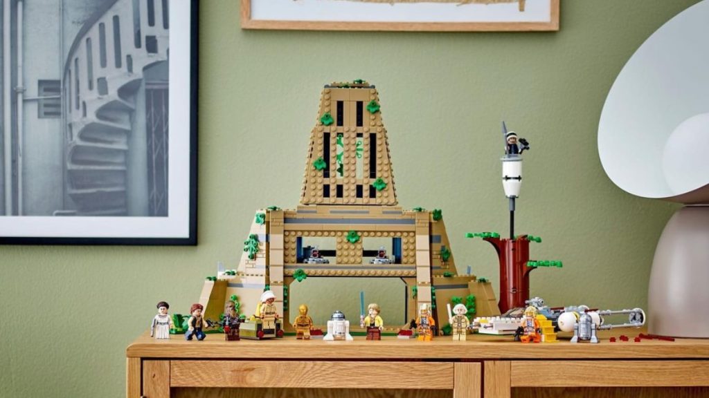 LEGO Star Wars 75365 Yavin IV Rebel Base featured 1024x576