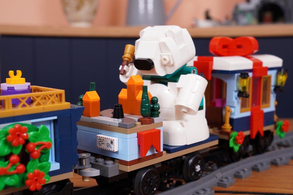 LEGO Winter Village 10361 Holiday Express Train review 5 1024x683