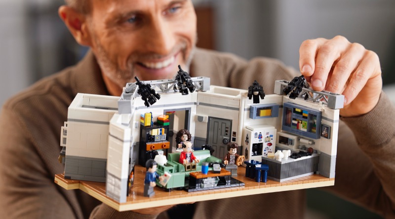 LEGO Ideas 21328 Seinfeld reviews are online