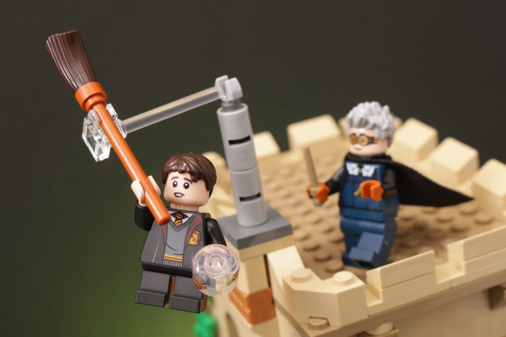 LEGO Harry Potter 76447 Hogwarts Castle Flying Lesson review 2 1024x683