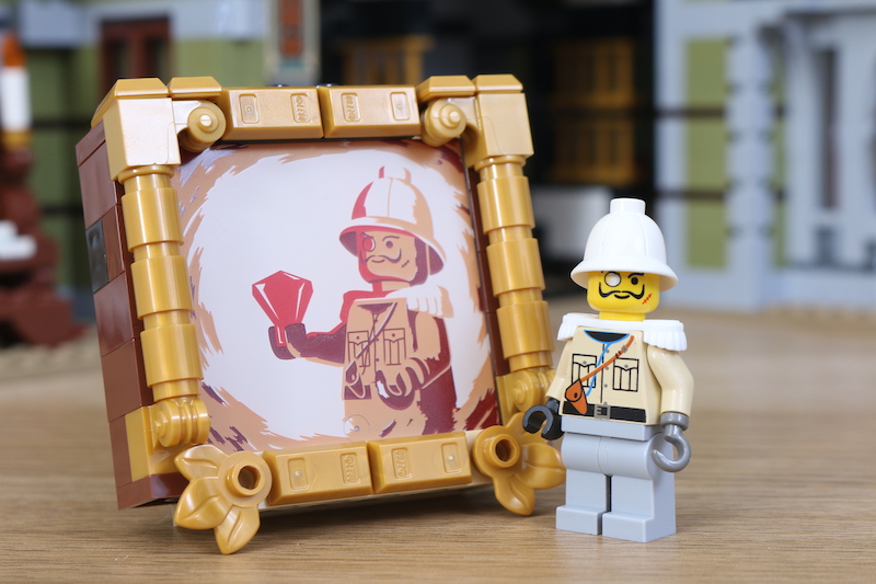 LEGO Fairground Collection 10273 Haunted House review 18 1