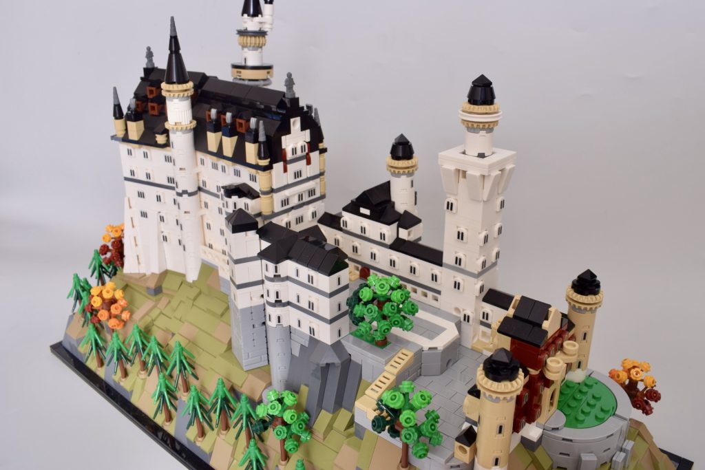 LEGO Architecture 21063 Neuschwanstein Castle review 39 1024x683